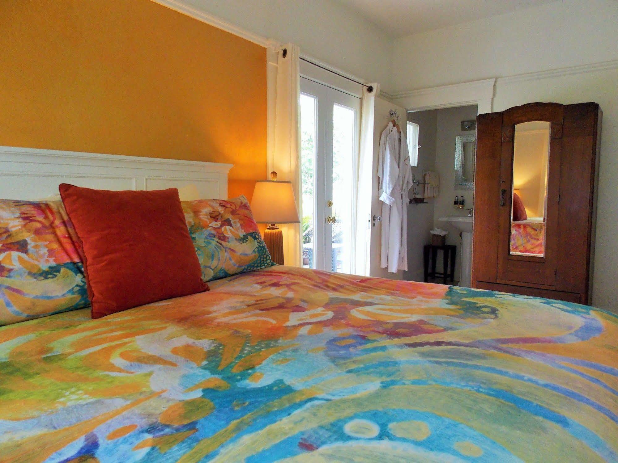 Kenwood Casa Bella Inn מראה חיצוני תמונה
